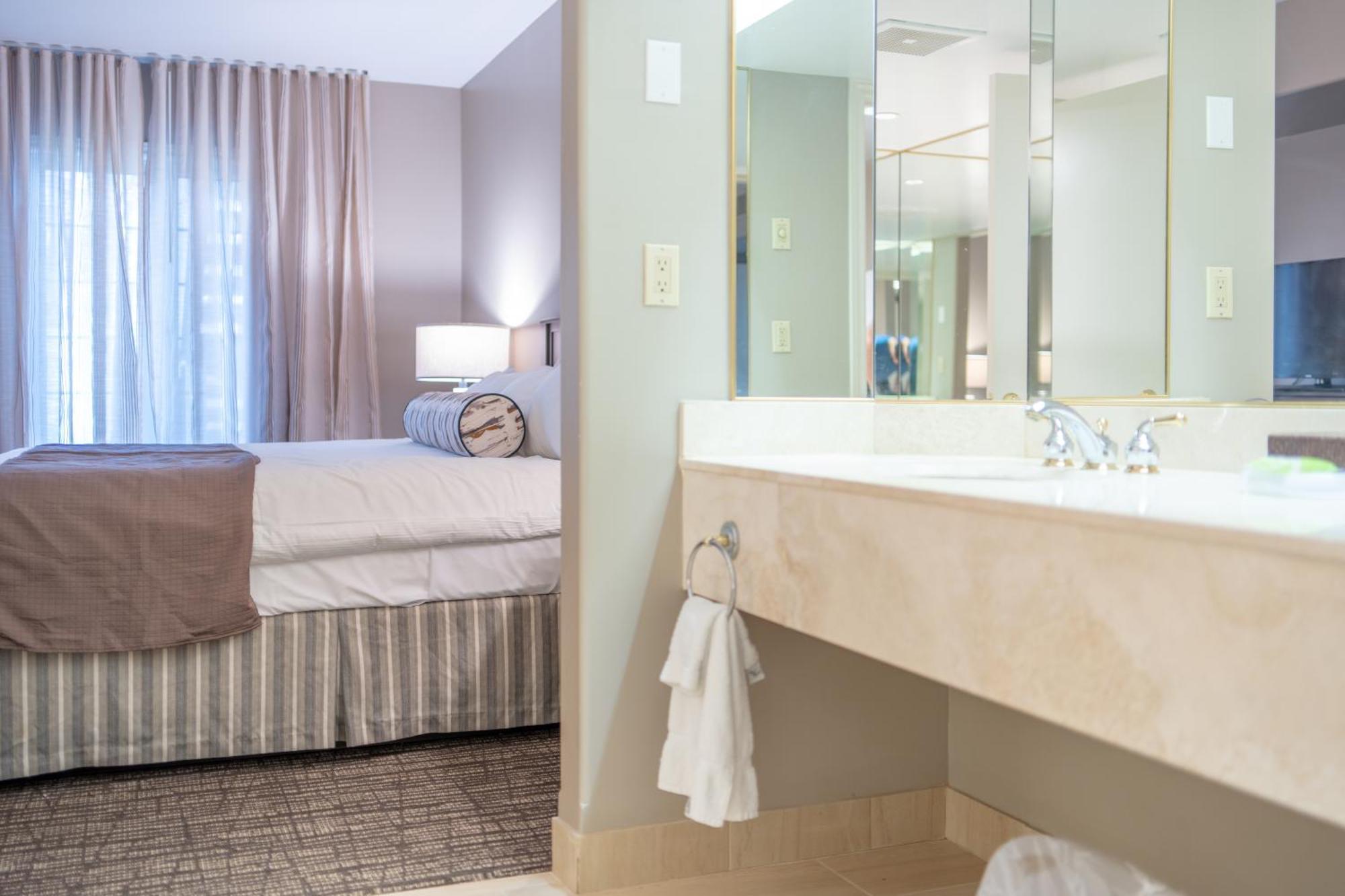 Horseshoe Valley Suites - The Azure Shanty Bay Bagian luar foto